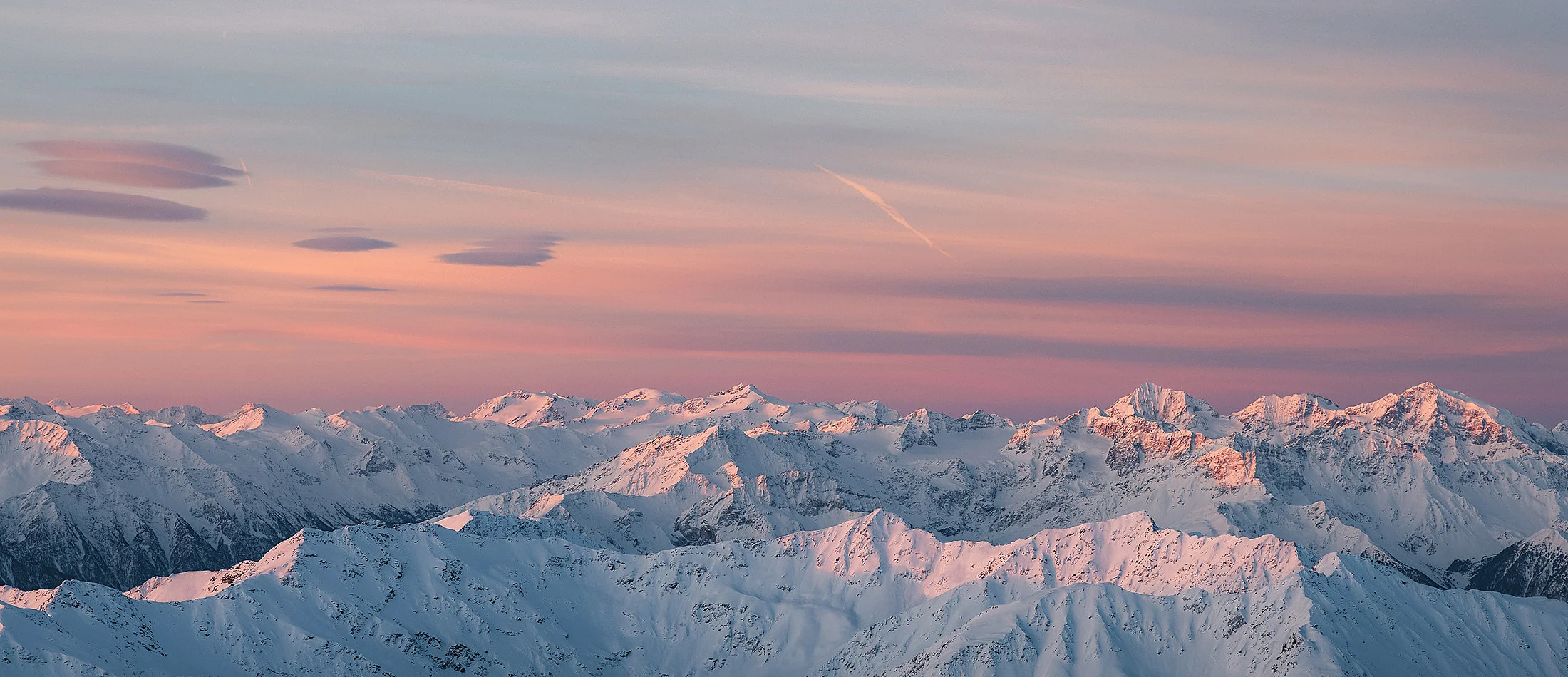 Ski touring in the mountains of Vent